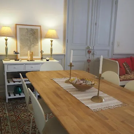 Nocleg ze śniadaniem Maison Velvet 2*