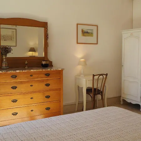 Maison Velvet 2*
