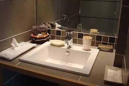 Nocleg ze śniadaniem Maison Velvet 2*